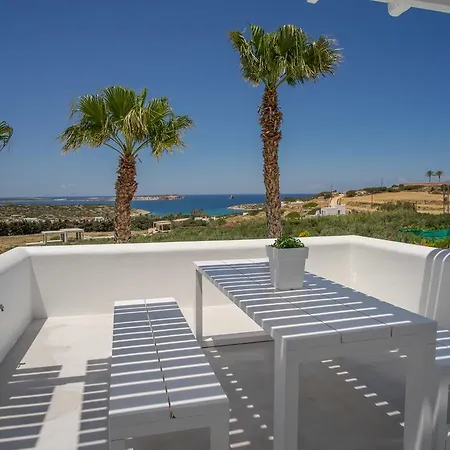 Agia Irini Cove Αγία Ειρήνη Πάρου