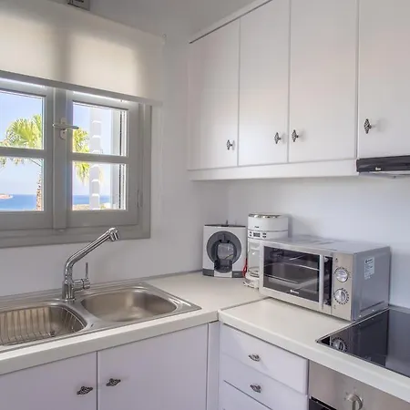 Βίλα Agia Irini Cove *