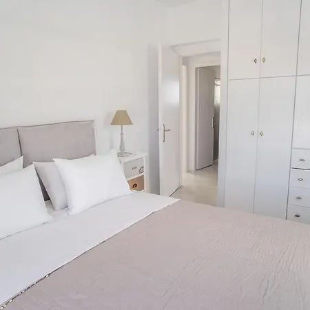 Βίλα Agia Irini Cove *