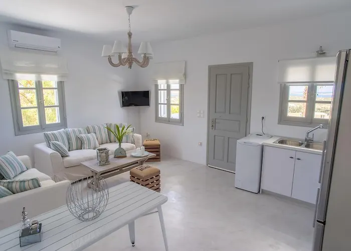 Agia Irini Cove Agia Irini (Paros)